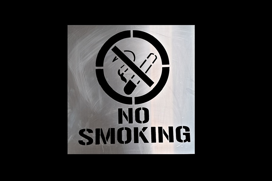 NO SMOKING 